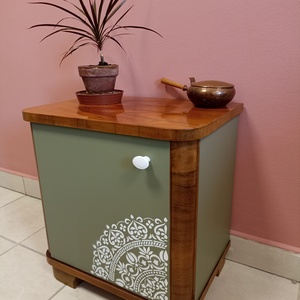 Vintage éjjeliszekrény pár - Meska.hu