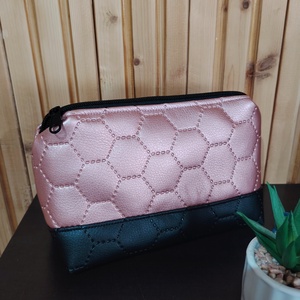 Textilbőr neszesszer belső cipzáras válaszfallal - Meska.hu