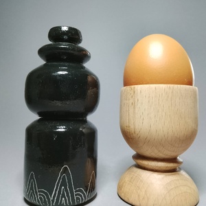 Kézzel készített egyedi Kokeshi - aaranyhalas mintával, Művészet, Más gyűjtemények, Baba-és bábkészítés, Famegmunkálás, MESKA