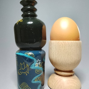 Kézzel készített egyedi Kokeshi - virág mintával, Művészet, Más gyűjtemények, Baba-és bábkészítés, Famegmunkálás, MESKA