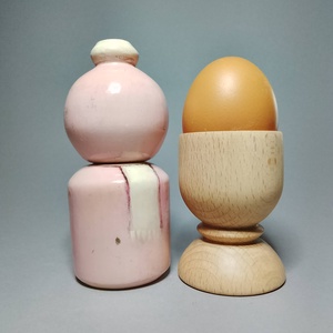 Kézzel készített egyedi Kokeshi - téli ruha mintával, Művészet, Más gyűjtemények, Baba-és bábkészítés, Famegmunkálás, MESKA