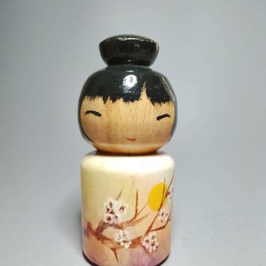 Kézzel készített egyedi Kokeshi - cseresznyevirág mintával - művészet - más gyűjtemények - Meska.hu