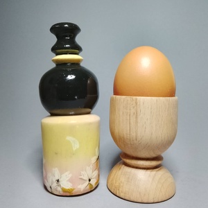 Kézzel készített egyedi Kokeshi - cseresznyevirág mintával, Művészet, Más gyűjtemények, Baba-és bábkészítés, Famegmunkálás, MESKA