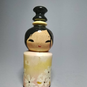 Kézzel készített egyedi Kokeshi - cseresznyevirág mintával - művészet - más gyűjtemények - Meska.hu