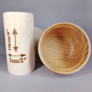 Kézzel készített dobozka, kalapos emberke fedővel - akác és bükk fából - kellékek & szerszámok - hobby fa alapanyag - doboz - Meska.hu