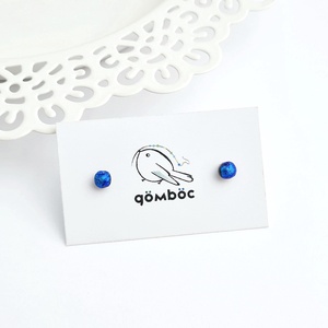 Kék színjátszó Dichroic üveg bedugós fülbevaló - Meska.hu