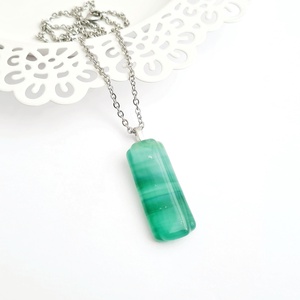 Zöld mintás üveg nyaklánc, Ékszer, Nyaklánc, Medálos nyaklánc, Ékszerkészítés, Üvegművészet, MESKA
