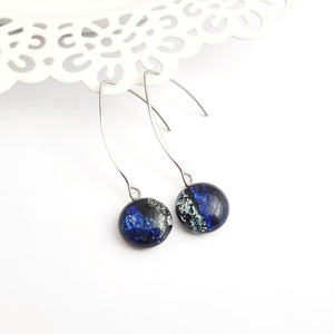 Kék és ezüst Dichroic üveg kapcsos fülbevaló - Meska.hu