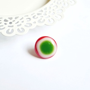 Üveg kokárda kitűző - Meska.hu