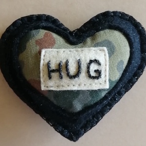HUG filcdísz - Meska.hu