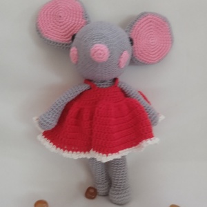 Amigurumi pirosruhás egér - játék & sport - plüssállat & játékfigura - egér - Meska.hu
