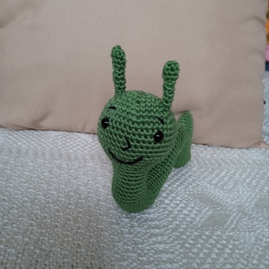 Zöld kukac - játék & sport - plüssállat & játékfigura - más figura - Meska.hu