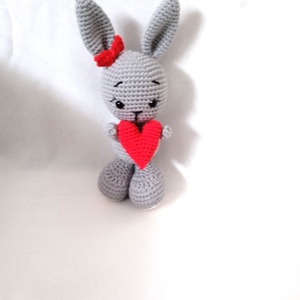 Amigurumi Nyuszi - játék & sport - plüssállat & játékfigura - nyuszi - Meska.hu