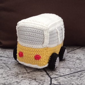 Amigurumi busz - játék & sport - kisautók, járművek - busz - Meska.hu