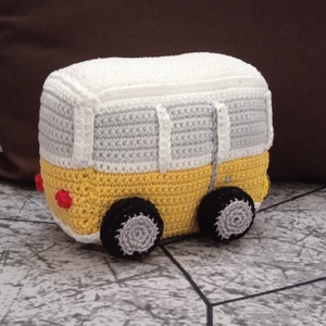 Amigurumi busz - játék & sport - kisautók, járművek - busz - Meska.hu