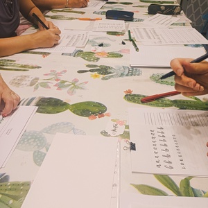 Ecsetfilces modern kalligráfia - kezdő képzés Békés megyében - diy (csináld magad) - workshop & tanfolyam - Meska.hu