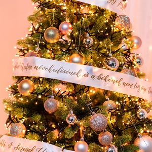 Karácsonyfa szalag egyedi üveg gömbökkel - Ézsaiási Ige - Meska.hu