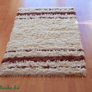 Natúr szőrös szőnyeg, falvédő barna csíkokkal 70x200 5550Ft -  - Meska.hu
