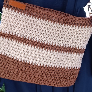 Beige horgolt  táska  - táska & tok - kézitáska & válltáska - válltáska - Meska.hu