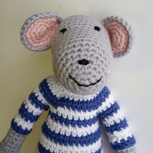 Rumini, a horgolt hajósinas kisegér - játék & sport - plüssállat & játékfigura - egér - Meska.hu