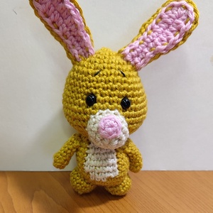 Micimackó barátai: horgolt Nyuszi  - játék & sport - plüssállat & játékfigura - nyuszi - Meska.hu