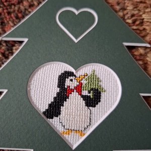 Keresztszemes karácsonyi pingvines dísz - karácsony - adventi díszek - adventi ajtódísz - Meska.hu