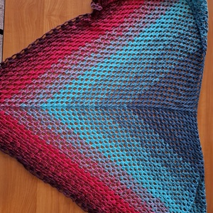 Vidámság: Horgolt csipke mintás kendő - ruha & divat - sál, sapka, kendő - vállkendő - Meska.hu