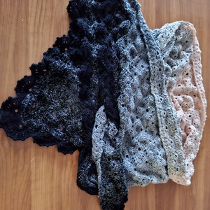 Horgolt csipke mintás kendő - ruha & divat - sál, sapka, kendő - vállkendő - Meska.hu