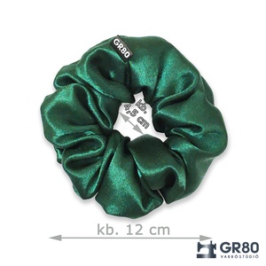 Smaragdzöld selyem hajgumi, szatén scrunchie - ruha & divat - hajdísz & hajcsat - hajgumi - Meska.hu
