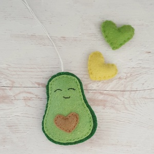 Mosolygós filc avokádó dísz � aranyos, kézzel készült dekoráció - karácsony - karácsonyi lakásdekoráció - karácsonyi lakásdíszek - Meska.hu