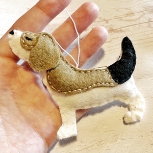 Filc beagle kutyus függő dísz - Meska.hu