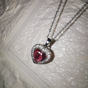 Pink szív cirkónia nyaklánc - ékszer - nyaklánc - medálos nyaklánc - Meska.hu