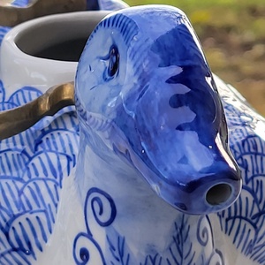 Vintage, thai porcelán, kézzel festett, kacsa teáskanna sárgaréz fogantyúval - otthon & életmód - konyhafelszerelés, tálalás - tálalás - teás- és kávés pohár, készlet - Meska.hu