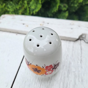 Alföldi porcelán_ritkább színű menzamintás sószóró - otthon & életmód - konyhafelszerelés, tálalás - tálalás - tányér & étkészlet - Meska.hu