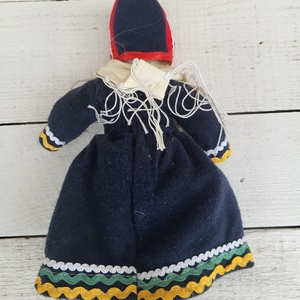 Kézzel készített, vintage porcelánbaba_tradicionális palesztin népviseletben - játék & sport - baba & babaház - baba - Meska.hu