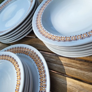 Alföldi porcelán_terrakotta tányérkészlet 2. - otthon & életmód - konyhafelszerelés, tálalás - tálalás - tányér & étkészlet - Meska.hu