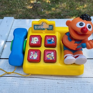 Vintage TICO Playtime Sesame Street gyerek telefon_1993, Játék & Sport, Készségfejlesztő és Logikai játék, Oktató játékok, , MESKA