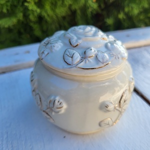 Rózsamintás porcelán bonbonier, cukortartó, ékszerdoboz - ékszer - ékszertartó - ékszerdoboz - Meska.hu