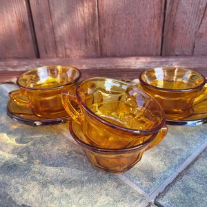 Vintage, borostyánszínű kávéscsésze szett, Otthon & Életmód, Konyhafelszerelés, tálalás, Tálalás, Bögre & Csésze, , MESKA