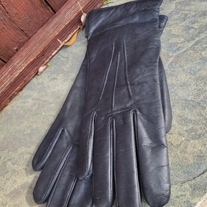 Női bőrkesztyű_szürke - Meska.hu