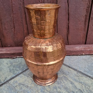 Vörösréz váza, Otthon & Életmód, Dekoráció, Virágdísz és tartó, Váza, , 18 x 11 cm, hibátlan., MESKA