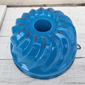 Vintage, retro, zománcozott kuglófsütő - otthon & életmód - konyhafelszerelés, tálalás - konyhai dekoráció - konyhai dísz - Meska.hu