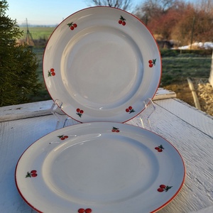 Alföld porcelán_cseresznyés kistányér pár, Otthon & Életmód, Konyhafelszerelés, tálalás, Tálalás, Tányér & Étkészlet, , MESKA