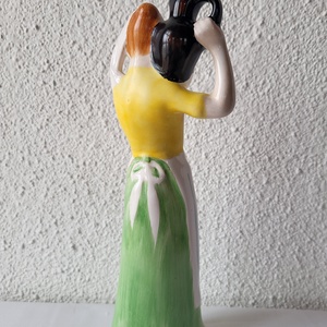 Kézzel festett, Bodrogkeresztúri kerámia_korsós lány - otthon & életmód - dekoráció - dekoratív figurák és szobrok - Meska.hu