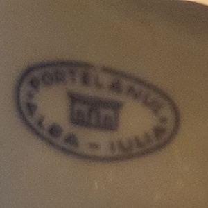 Alba Iulia porcelán_kalapjukon ülő gyerekek párban - otthon & életmód - dekoráció - dekoratív figurák és szobrok - Meska.hu