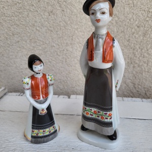 Hollóházi porcelán_kézzel festett, népviseletes fiú-lány páros, Otthon & Életmód, Dekoráció, Dekoratív figurák és szobrok, , MESKA