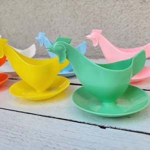 Vintage, retro, ikonikus NDK Sonja Plastic tyúkos lágytojástartó szett a '70-es évekből - otthon & életmód - konyhafelszerelés, tálalás - tálalás - kínálótál - Meska.hu