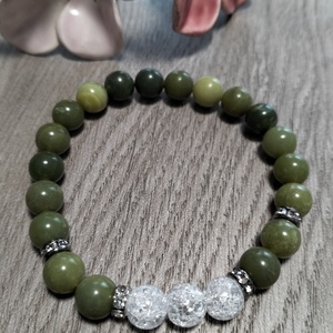 Női Ásványkarkötő - Roppantott hegyikristály + Jáde, Ékszer, Karkötő, Ásványkarkötő, Ékszerkészítés, MESKA