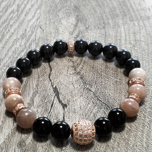 Női Ásványkarkötő - Ónix + Barna holdkő - ékszer - karkötő - ásványkarkötő - Meska.hu