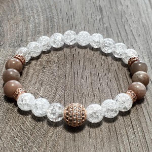 Női Ásványkarkötő - Roppantott hegyikristály + Barna holdkő - ékszer - karkötő - ásványkarkötő - Meska.hu